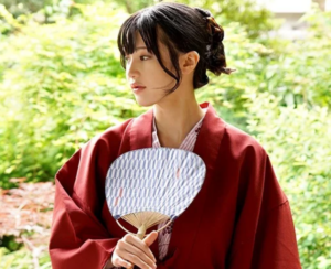 【上司の妻】「私と浮気…シてみない…？」スレンダーエロ美乳な美人主婦が旦那の部下を誘惑して不倫セックス！