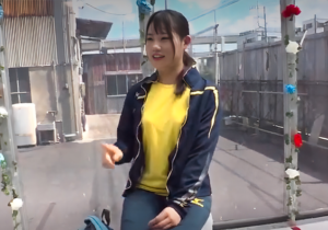【女子大生】「部活中にエロい視線を感じてるんです…」エロデカ尻な素人美人JDがスケベな体力測定に参加しますが…
